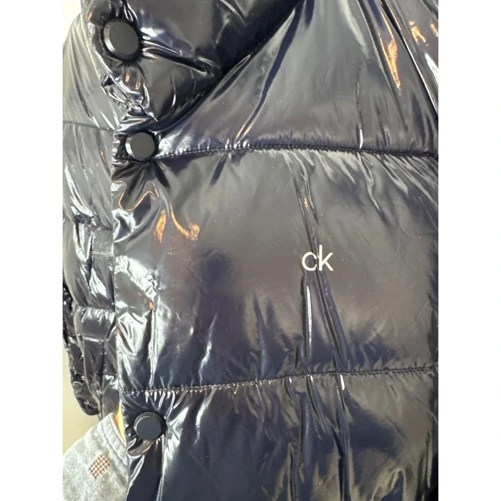 Calvin Klein Men's Glossy Black Puffer Jacket Water Resistant‎ Medium